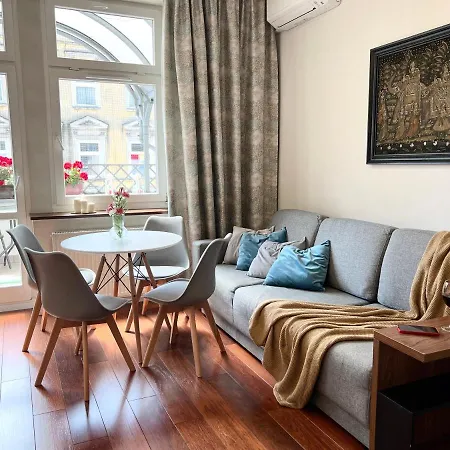 Marieta's Garden Apartment